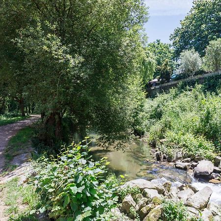 Hermoso Molino Restaurado A Pie Del Rio En Vigo Exteriör bild